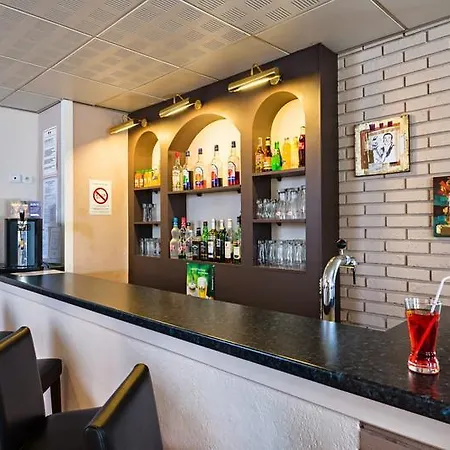 Noemys Valence Nord - Restaurant 3*