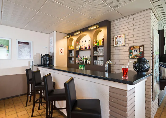 Noemys Valence Nord - Restaurant Hotel